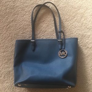 Michael Kors medium Jet Set Tote